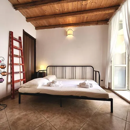 Il Cortile Di Dioniso *